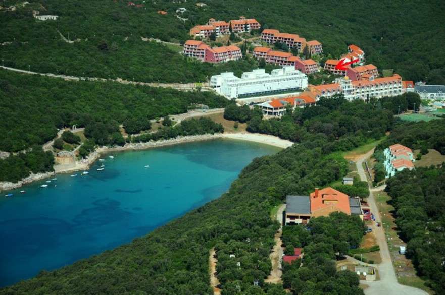 Mogućnost najma apartmana u Dugoj Uvali
