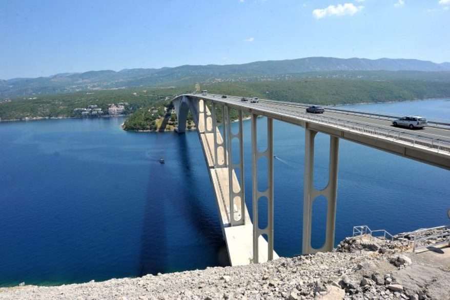 Na današnji dan prije 40 godina otvoren je Krčki most: Evo kako je najveći kvarnerski otok postao poluotokom 