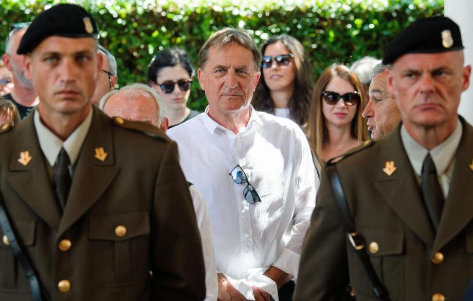 ‘Sada kada je Kalmeta postao pretorijanac u borbi protiv korupcije i klijentelizma sve će se promijeniti. Toga svega više neće biti‘