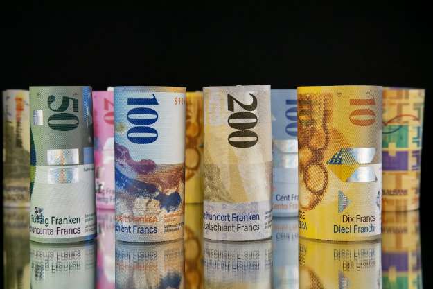 Presuda ekonomista: Vladin potez promašen, jedina prava mjera ukidanje valutne klauzule