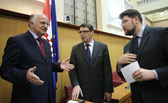 Odbor za Ustav u srijedu o referendumu protiv monetizacije autocesta