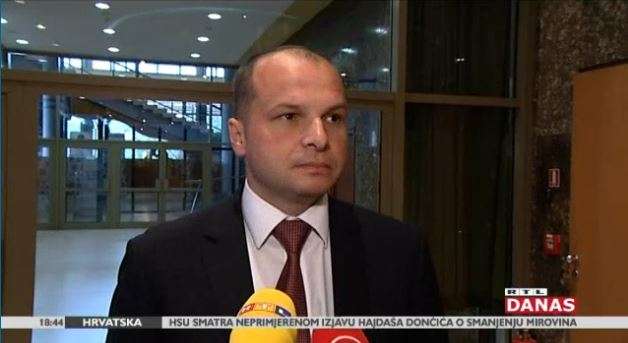 Umirovljenici traže ispriku: 'Ministar bi trebao poštivati premijera'