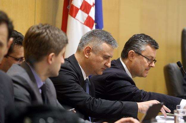 Vlada danas donosi program reformi: Dulji rad, novi porezi i sustav plaća, skuplje zdravstvo...