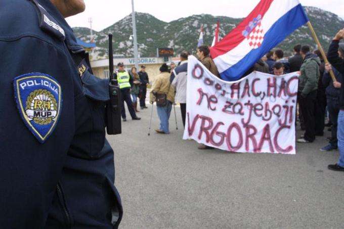 Vrgorčani opet dižu glas protiv HAC-a: Šef električara iz Zadra, a sad stižu vozači iz Šibenika i Brinja