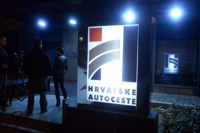 Menadžeri u HAC-u mukte se vozaju non-stop