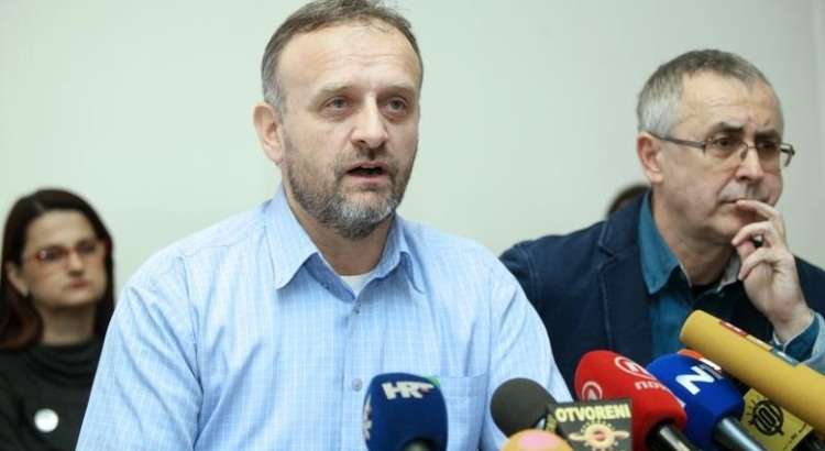 Upit predsjedničkim kandidatima – Inicijativa o zabrani izdvajanja pratećih i neosnovnih djelatnosti u javnom sektoru i Inicijativa “Ne damo naše autoceste!”