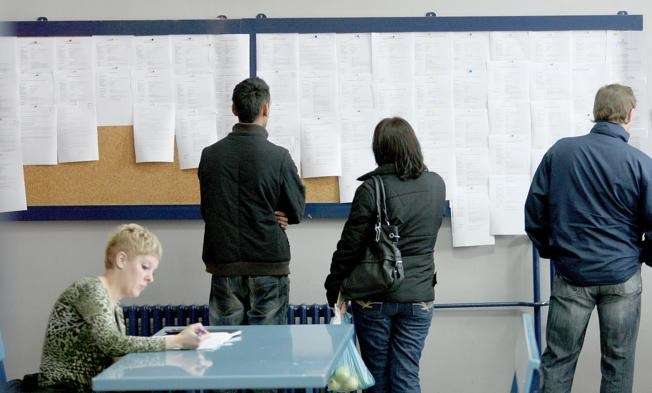 Stopa nezaposlenosti ponovno iznad 20 %
