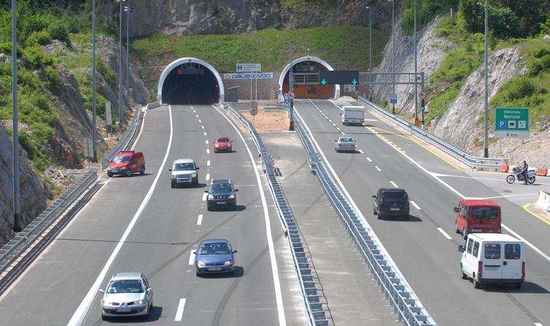 KREĆE HITAN POPRAVAK HRVATSKIH TUNELA Analiza sigurnosti pokazala nedostatke koji moraju biti smjesta uklonjeni 