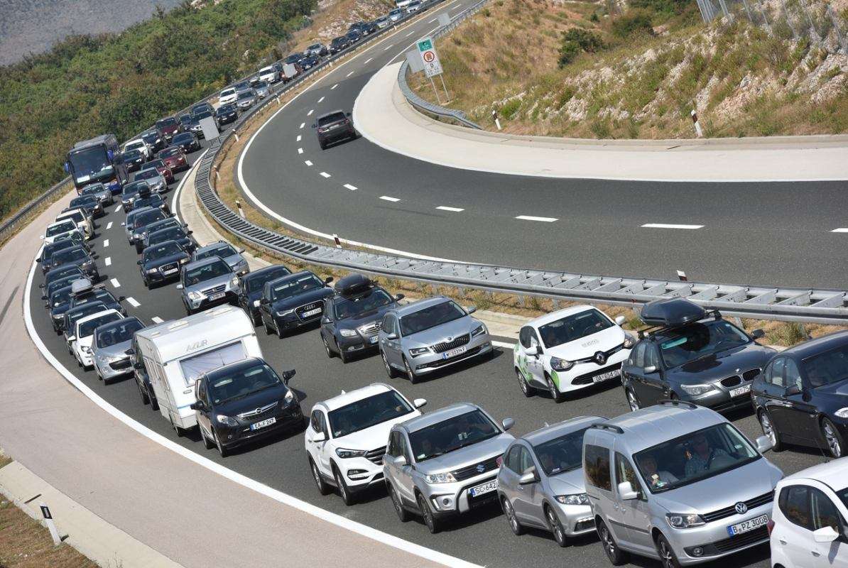 Autoceste u šest mjeseci: veći prihodi, ali i više nesreća nego lani 