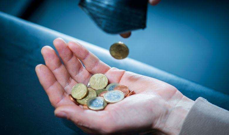 PROSJEČNA PLAĆA U HRVATSKOJ 6.025 KUNA Saznajte u kojem sektoru se najviše zarađuje, a u kojem je prosječna plaća samo 3.653 kuna 
