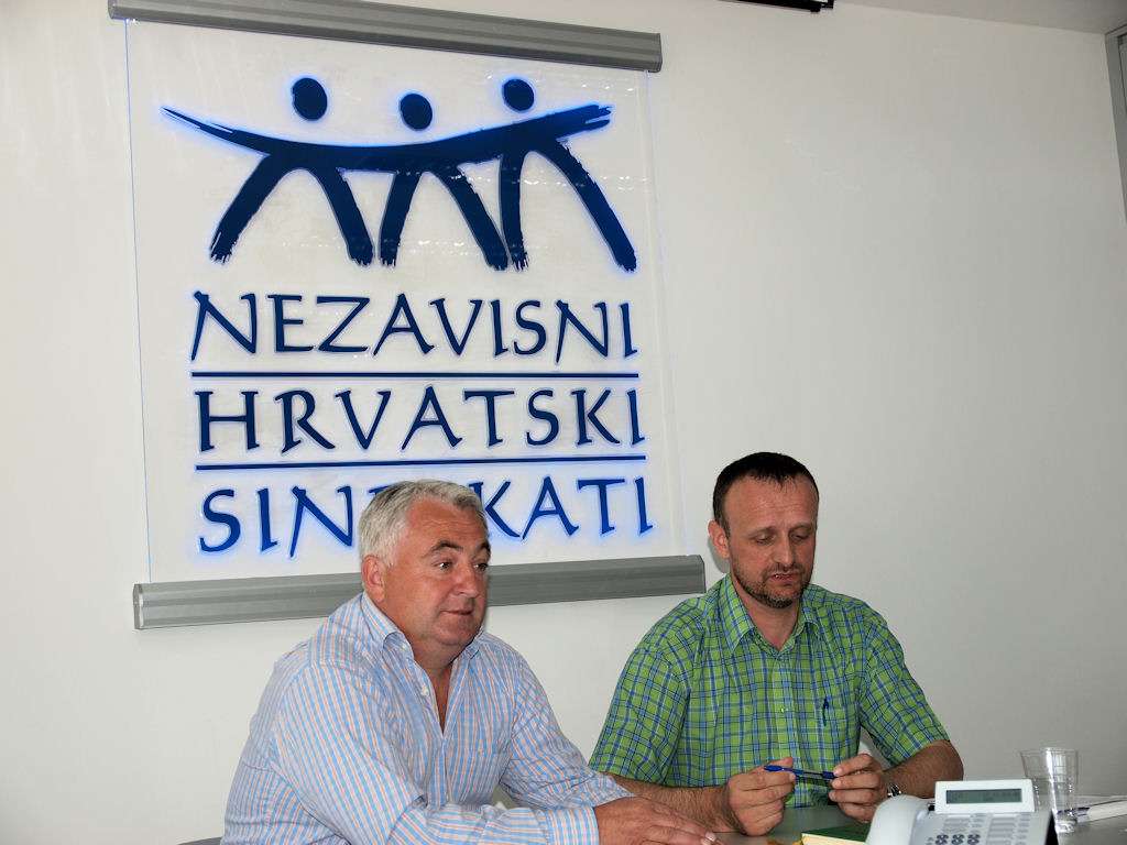 Business.hr o najavi štrajka u Trans-Cestama