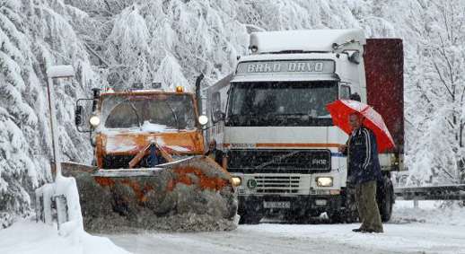 Vozite oprezno! Hrvatske autoceste nespremne dočekale snijeg!