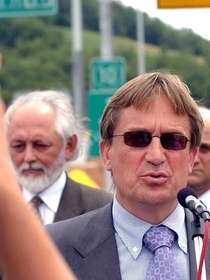&raquo;HAC-om ne upravlja direktor, nego ministar Božidar Kalmeta&laquo;
