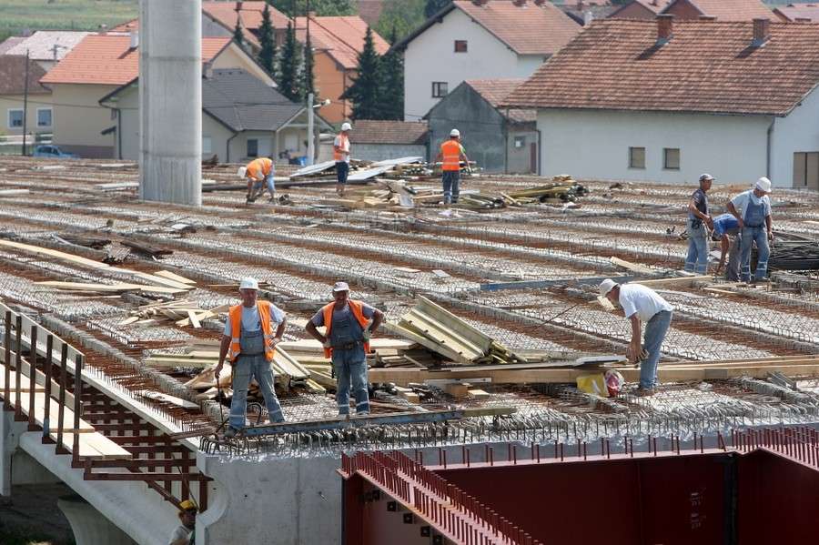 Od Šestanovca do Ravče 743,9 milijuna kuna dodatnih radova