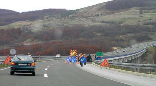 HAC: Sve ide po javnom natječaju, nije točno da Sektor za održavanje samo kosi travu