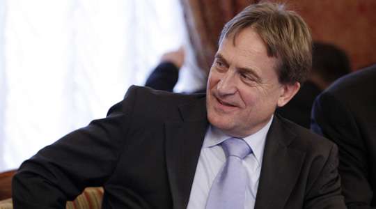 Kalmeta neće preživjeti još jednu aferu: Ministar prometa izgubio potporu premijerke Kosor