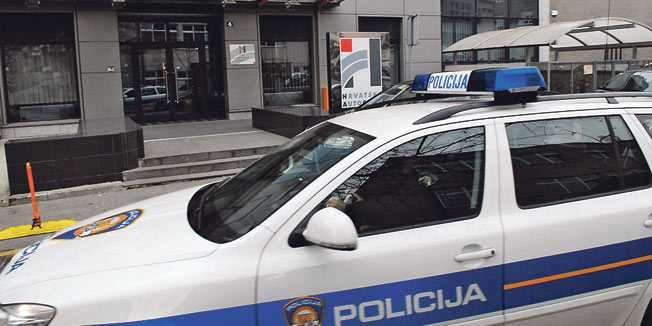 HAC zbog USKOK-a troši rekordne količine papira za kopiranje 
