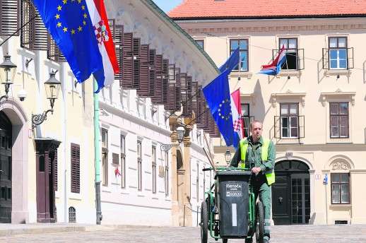Kukuriku Vlada 64 puta zadirala u radna prava zaposlenih u državnim i javnim službama