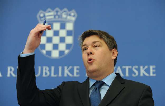 Lalovac na mukama: Kako smanjiti dugove, a spasiti uhljebe