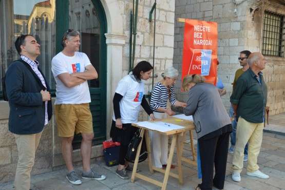 Počelo prikupljanje potpisa za ‘Referendum o referendumu’