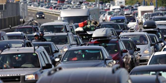 LUDOSTI S AUTOCESTA: Voze zaustavnim tracima, u suprotnom smjeru, pretrčavaju…