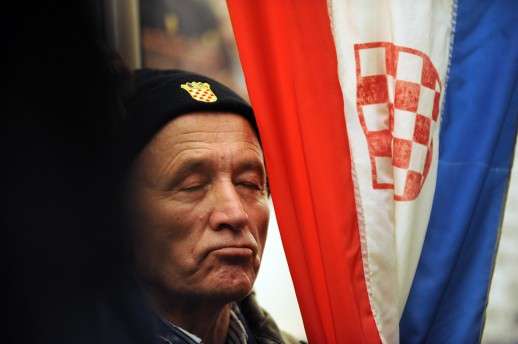 Dajmo svu vlast Šatoru