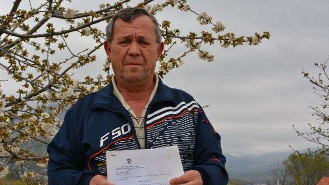 Skandalozna priča iz Vrgorca: Joško Šalinović stao na put lokalnoj mafiji, a oni mu ilegalno postavili dalekovod iznad kuće!