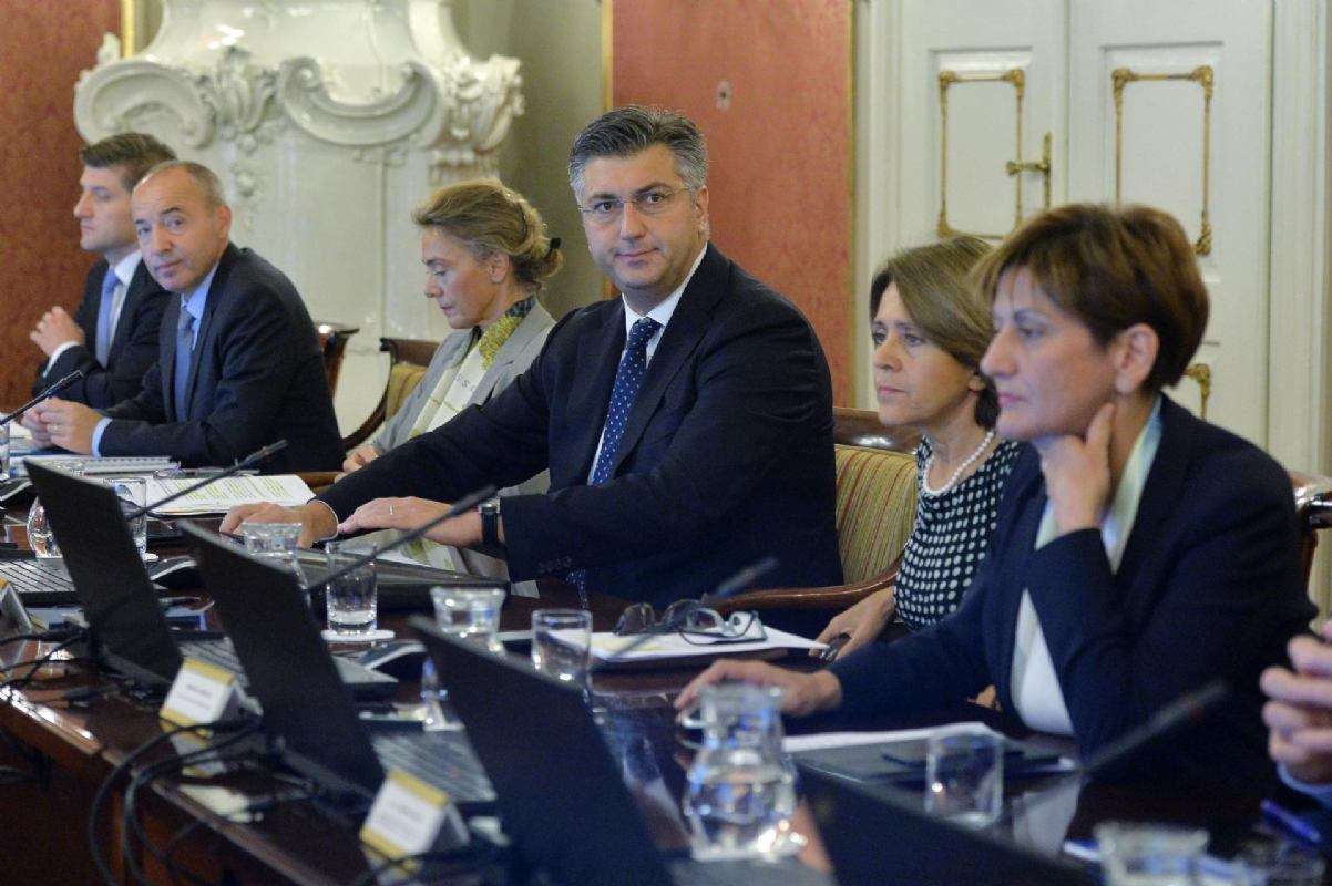 Evo koga je sve Vlada imenovala na nove dužnosti na zatvorenom dijelu sjednice
